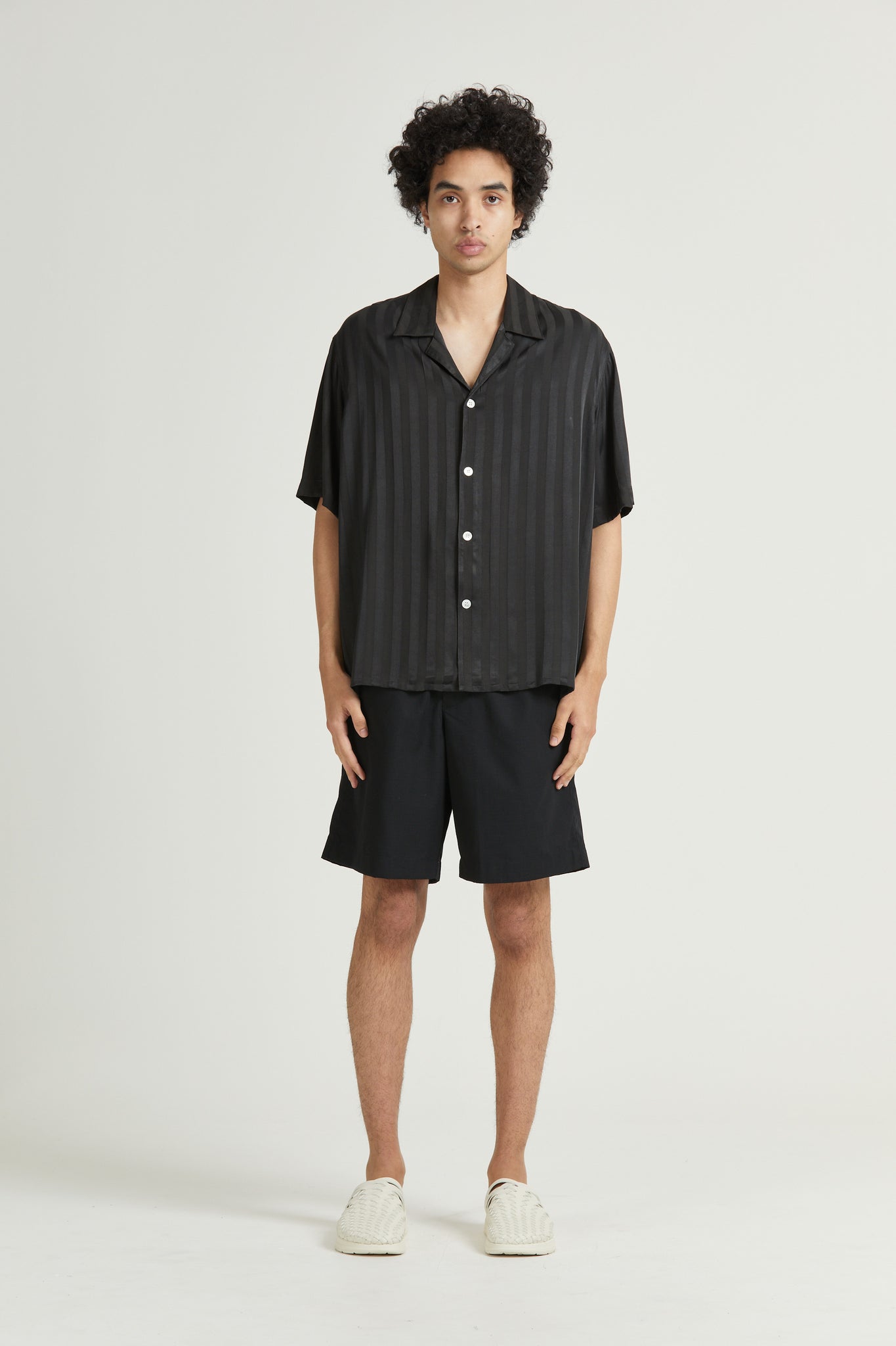 Mid West Short Sleeve, Viscose Stripe, Asphalt