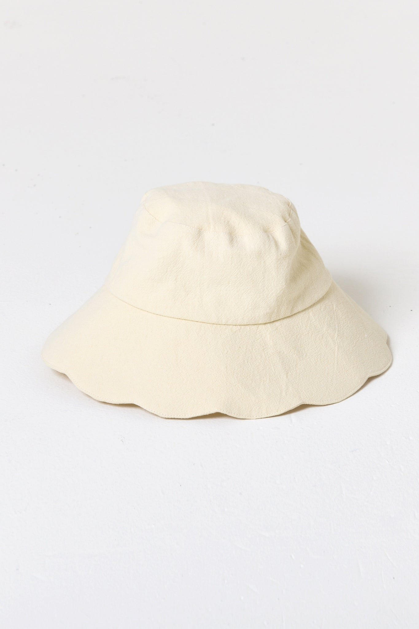 Wave Hat, Butter