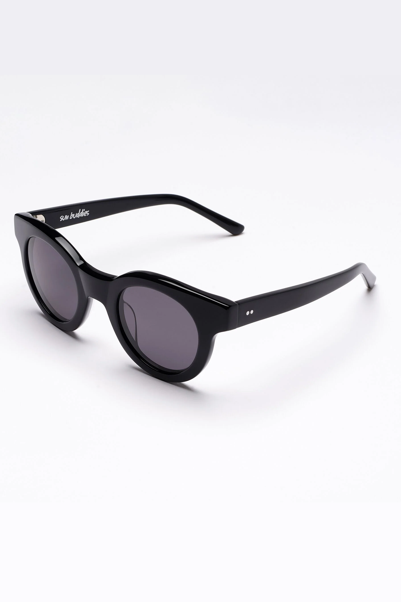 Edie, Black