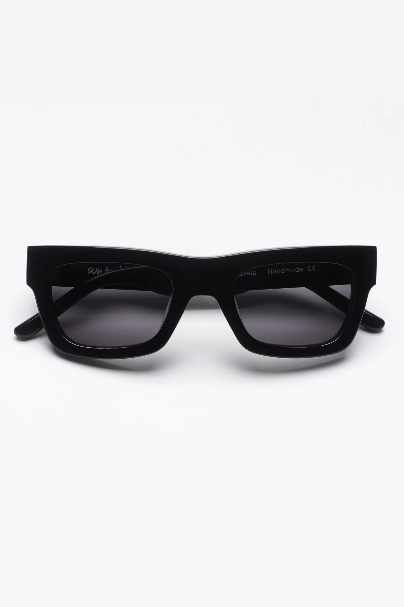 Greta, Black